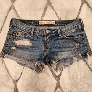 Hollister shorts size 0